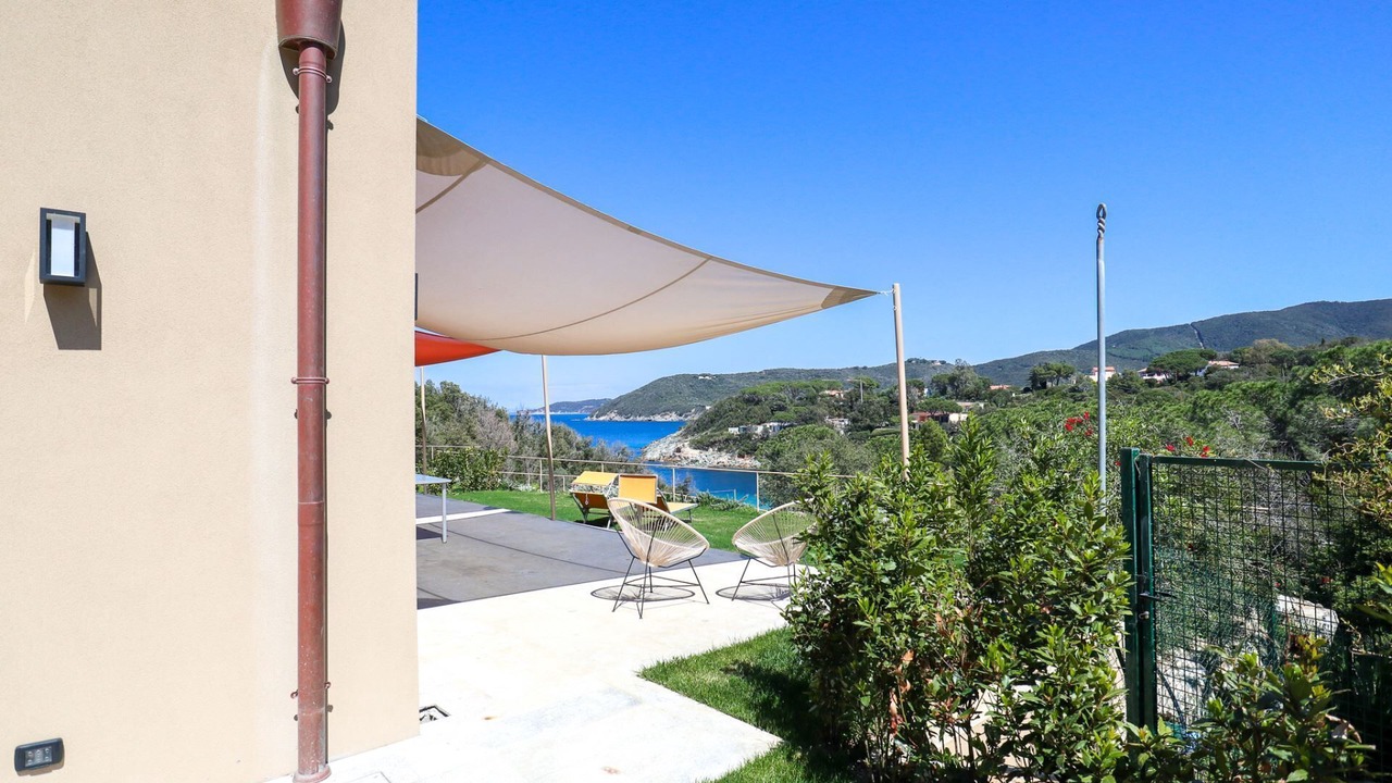 Photo of Patio Balcony in Procchio