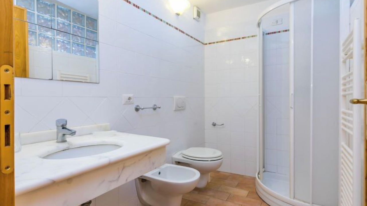Photo of Bathroom in San Baronto