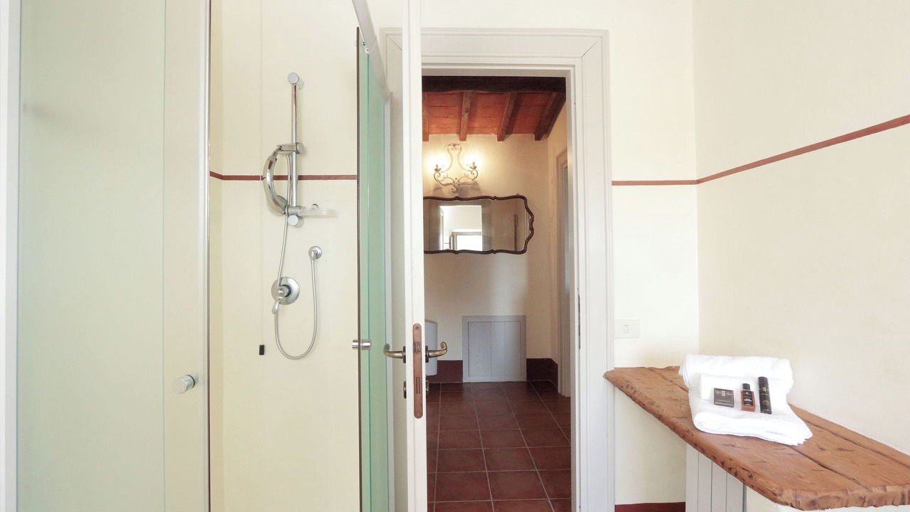 Photo of Bathroom in Corbara