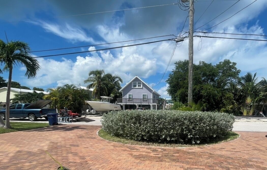 Photo of Outdoor in Breezeswept Beach Estates
