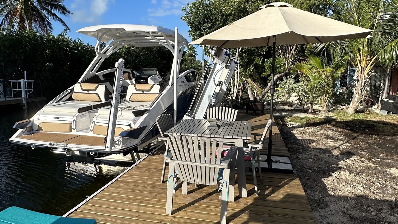 Photo of Outdoor in Breezeswept Beach Estates