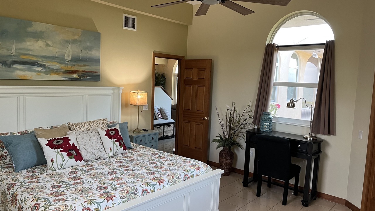 Photo of Bedroom in Summerland Key