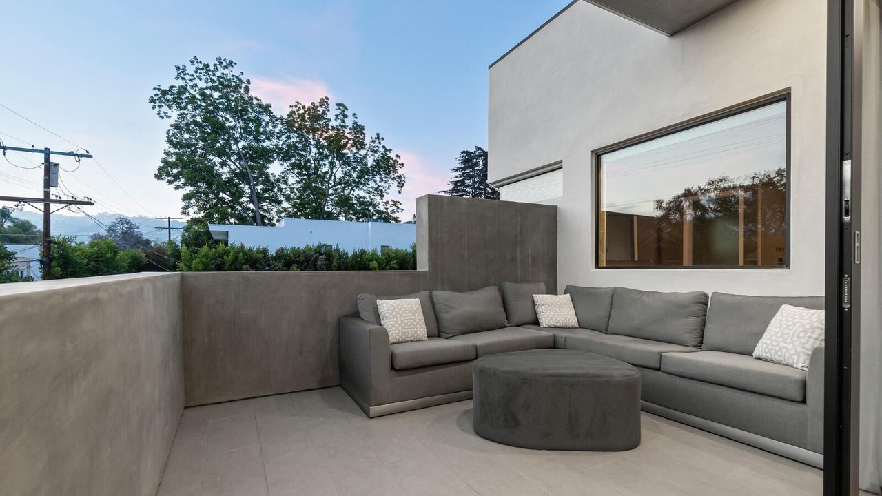 Photo of Outdoor in Beverly Grove