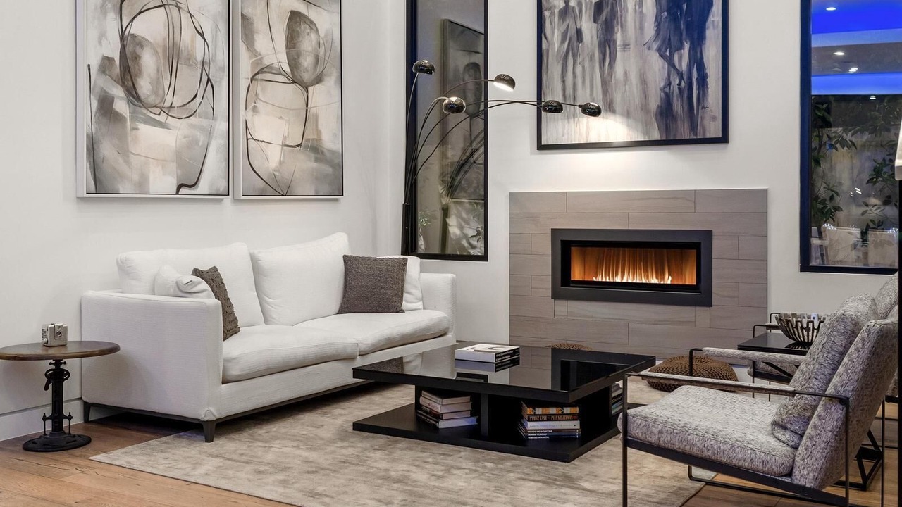 Photo of Livingroom in Beverly Grove
