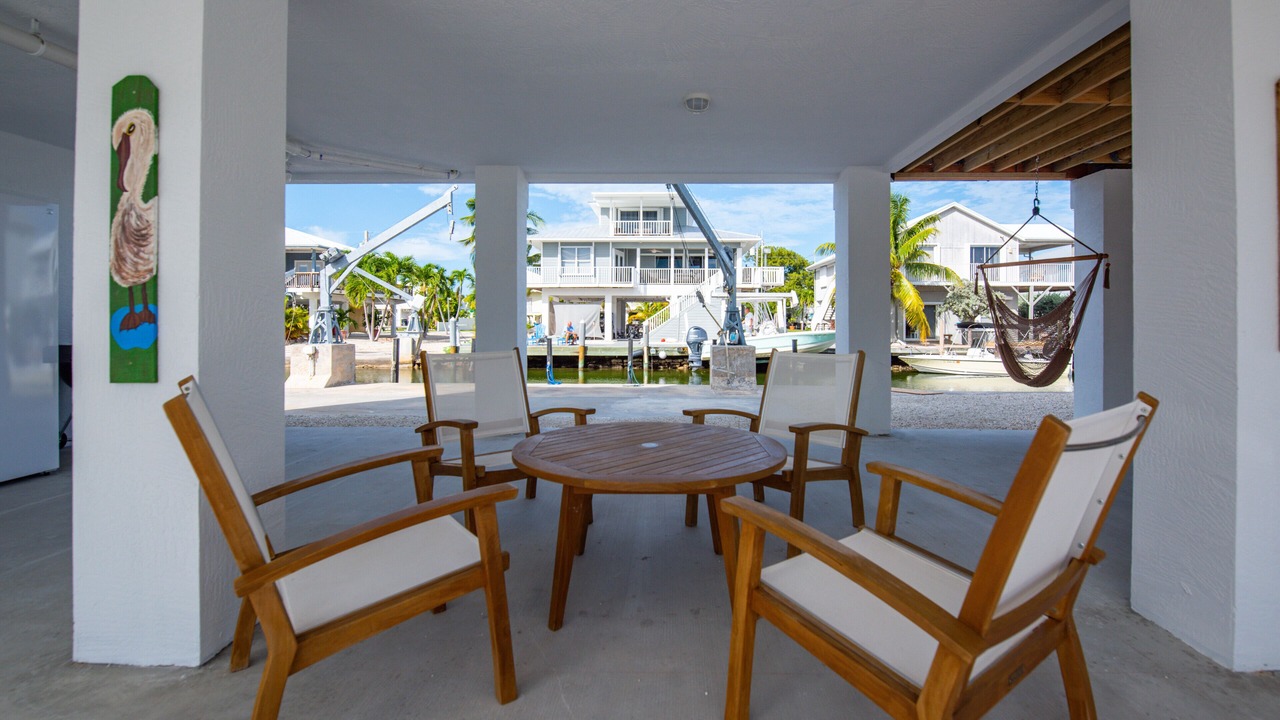 Photo of Outdoor in Breezeswept Beach Estates