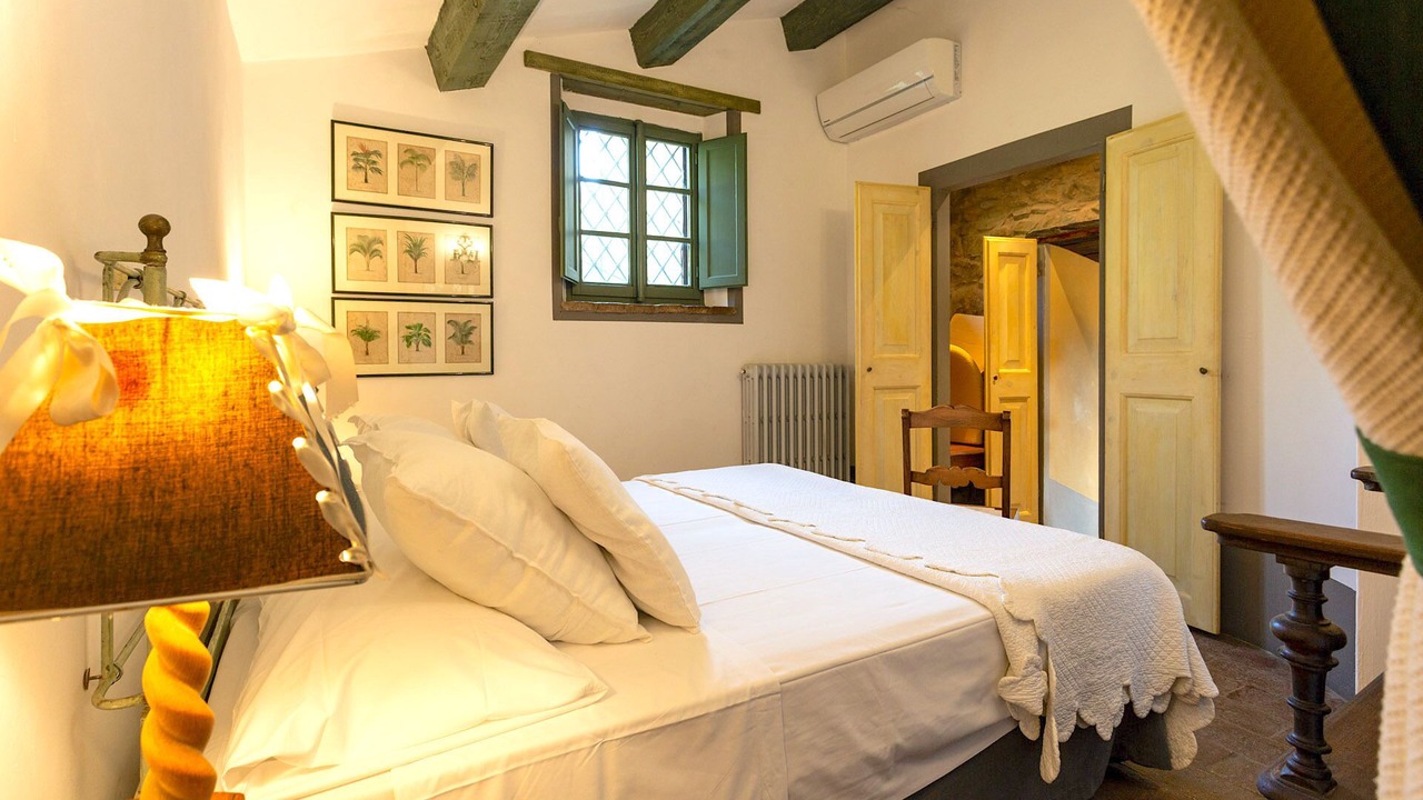 Photo of Bedroom in Cortona