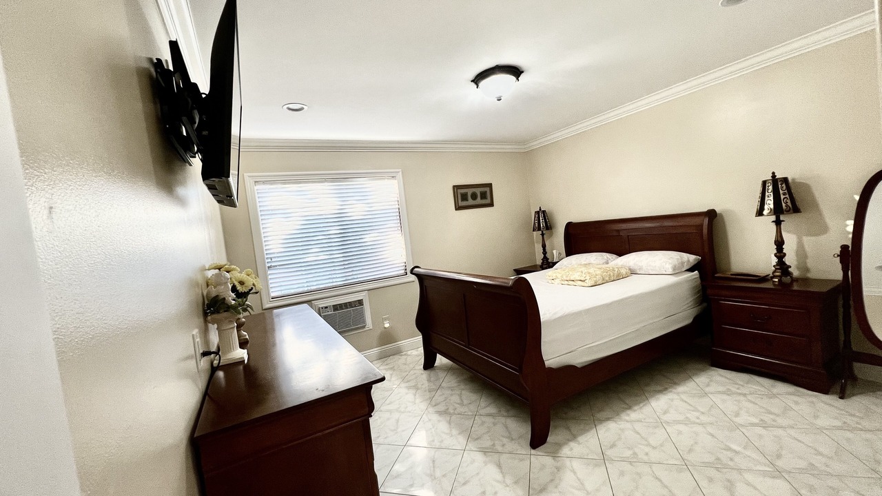 Photo of Bedroom in Garden Grove