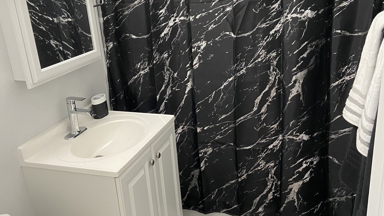 Photo of Bathroom in West Rancho Dominguez