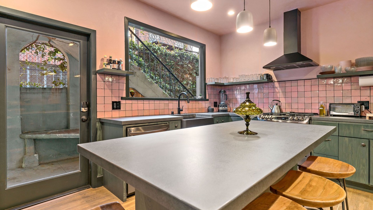 Photo of Kitchen in Los Feliz