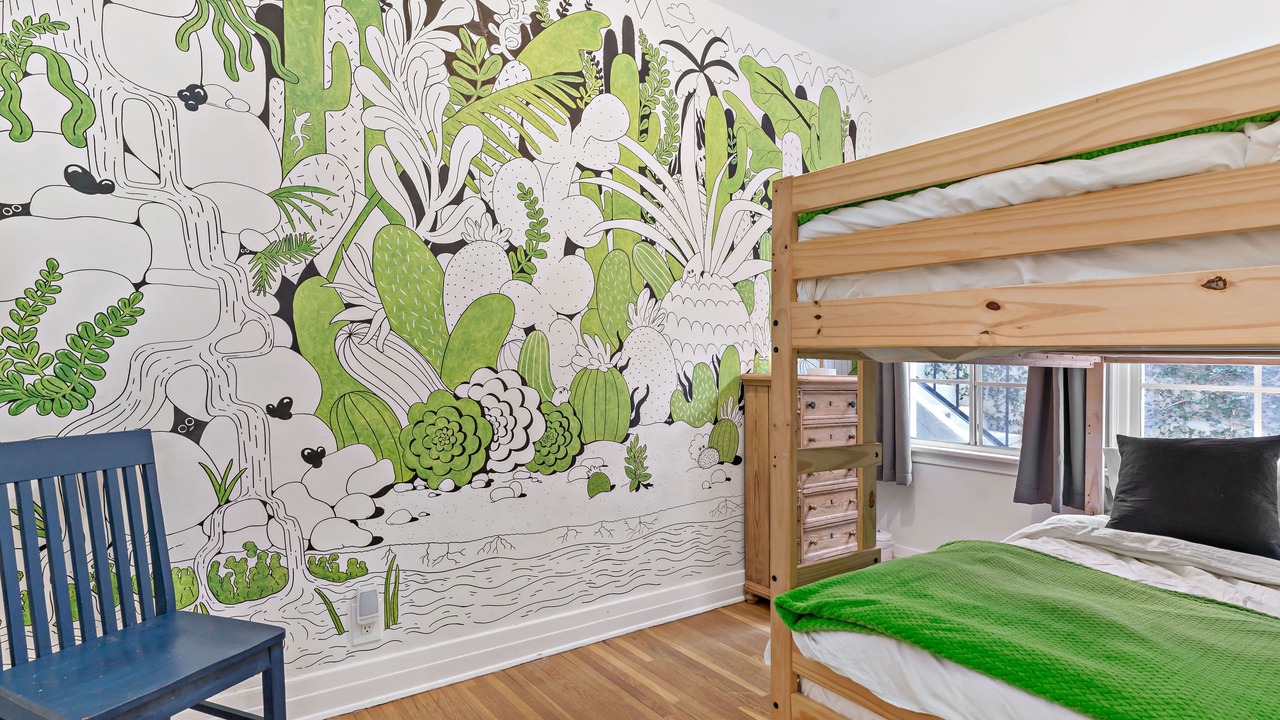 Photo of Bedroom in Los Feliz