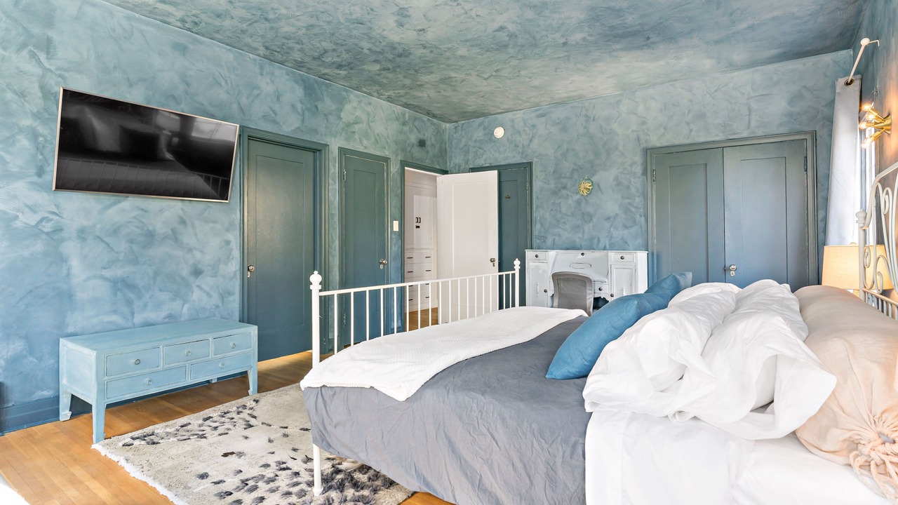 Photo of Bedroom in Los Feliz