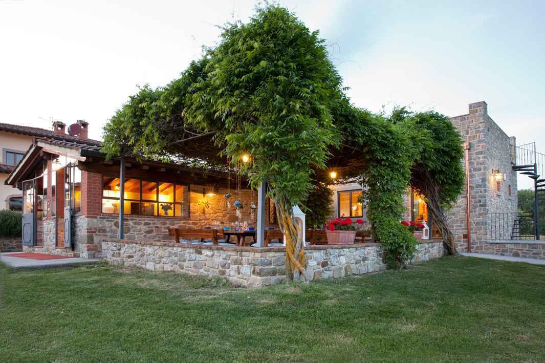 Photo of Outdoor in Poppi