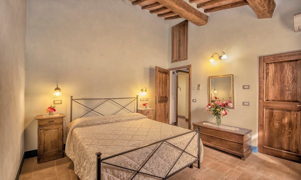 Photo of Bedroom in Monticchiello