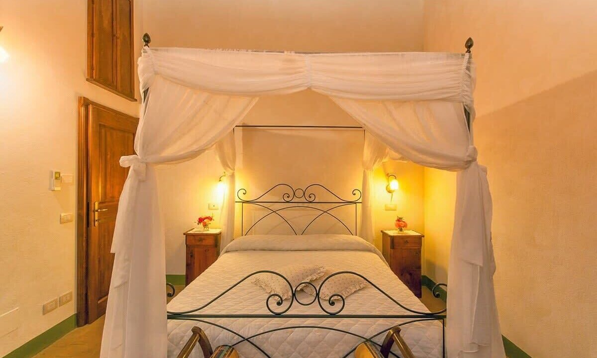 Photo of Bedroom in Monticchiello