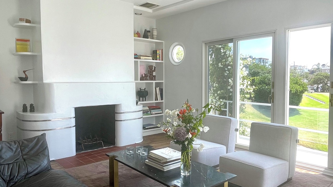 Photo of Livingroom in Sand Section