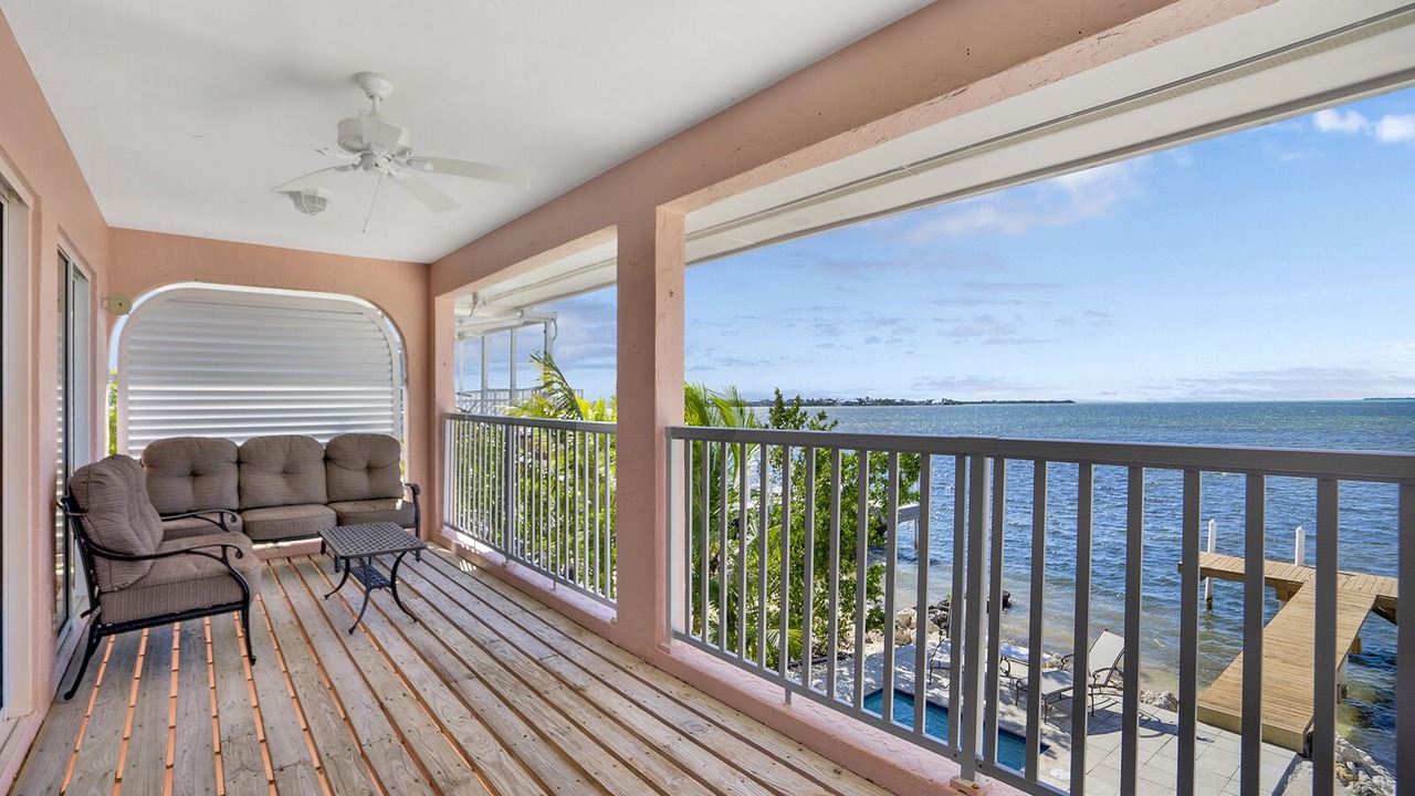 Photo of Patio Balcony in Cutthroat Harbor Estates