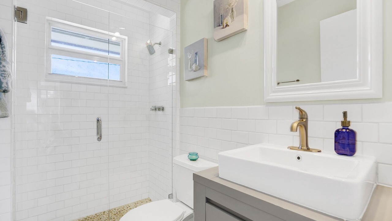 Photo of Bathroom in Cutthroat Harbor Estates
