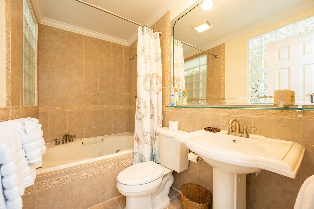 Photo of Bathroom in Midtown