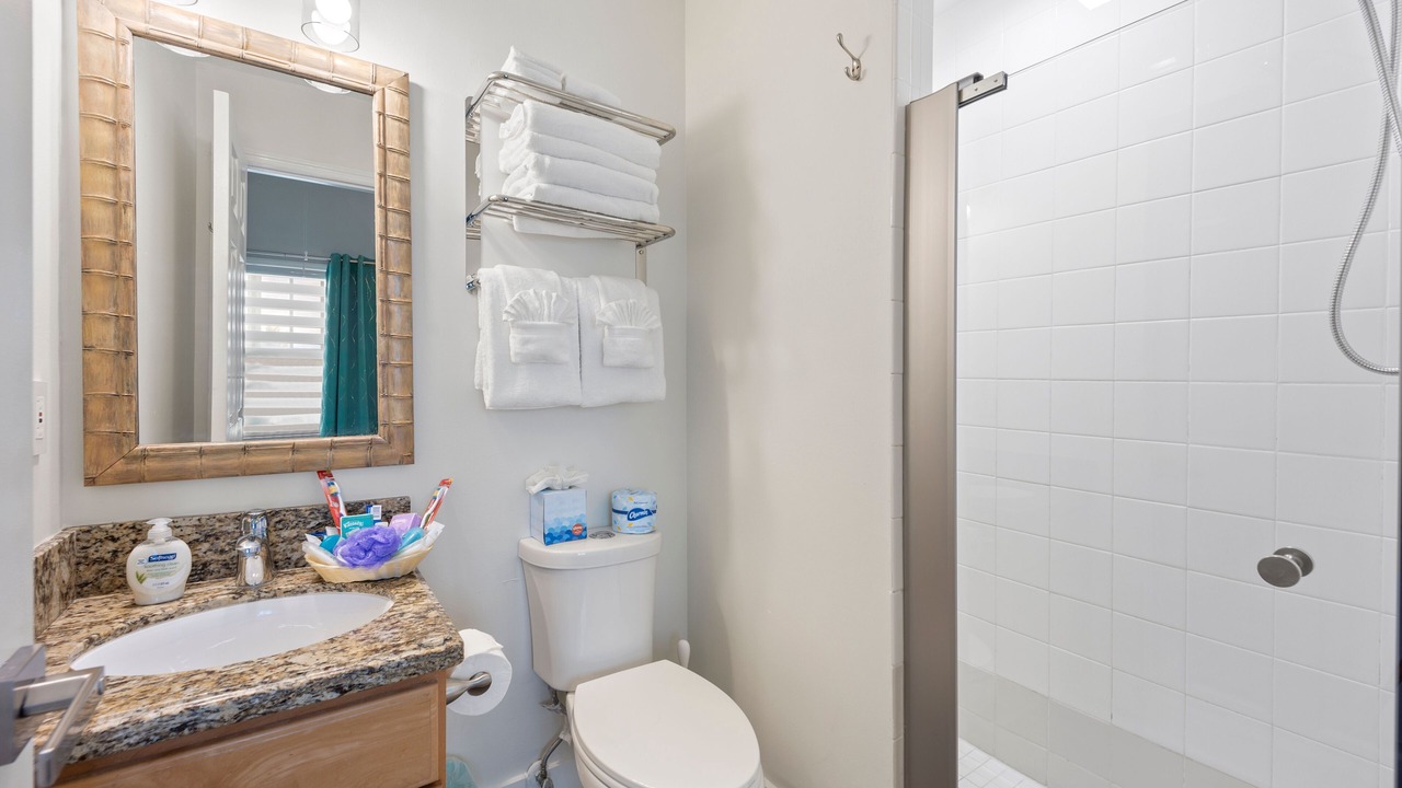 Photo of Bathroom in Marathon