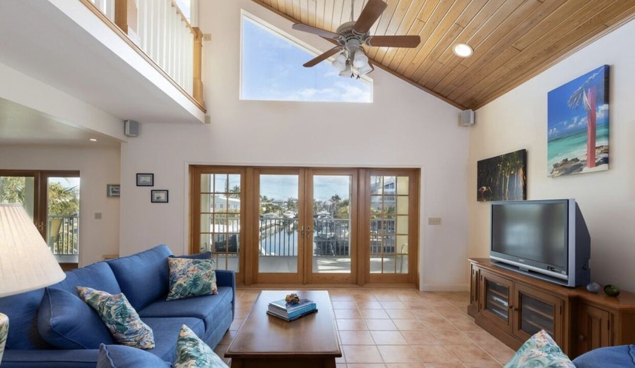 Photo of Livingroom in Islamorada