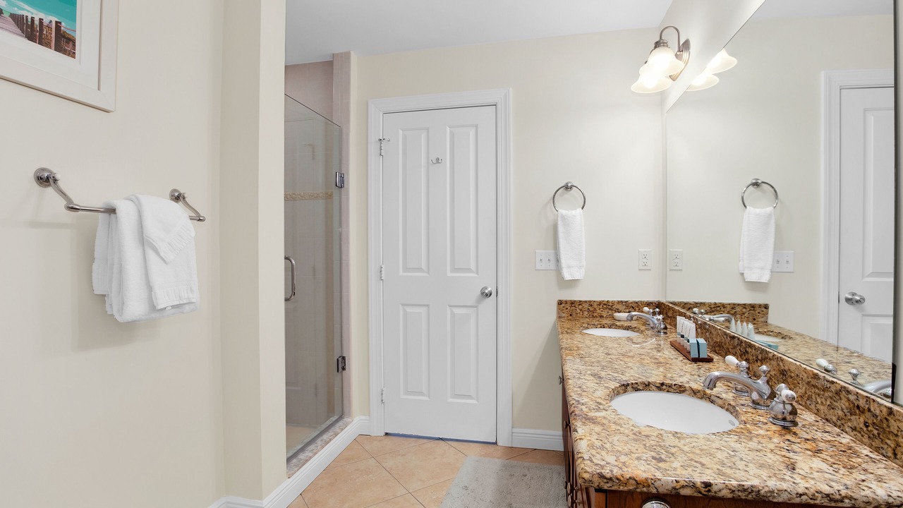 Photo of Bathroom in Marathon