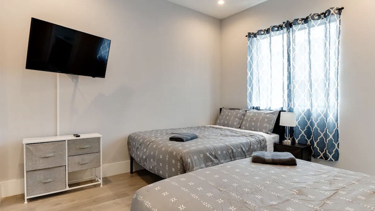 Photo of Bedroom in Mid City