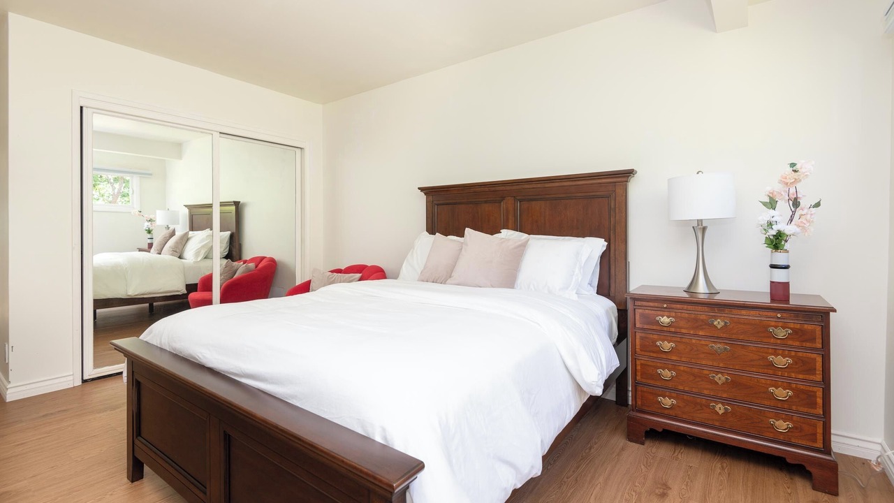 Photo of Bedroom in The Bird Streets