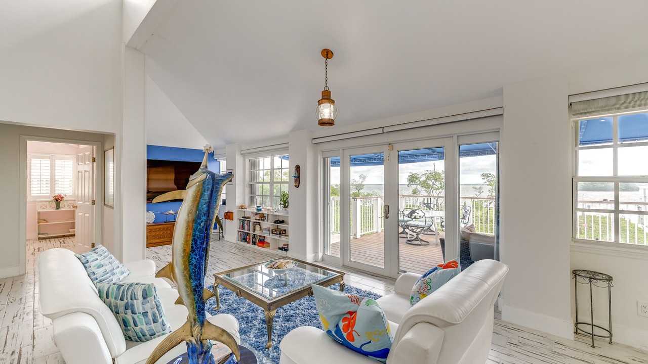 Photo of Livingroom in Buccaneer Point