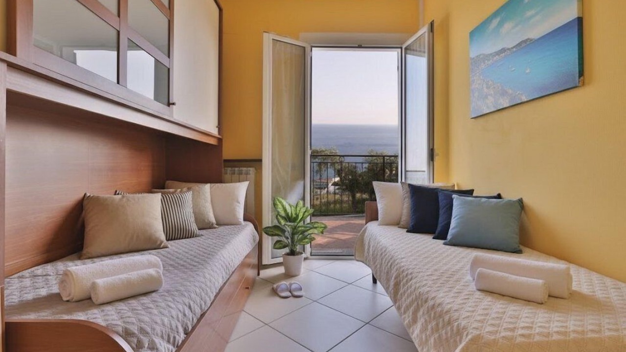 Photo of Bedroom in Costarainera