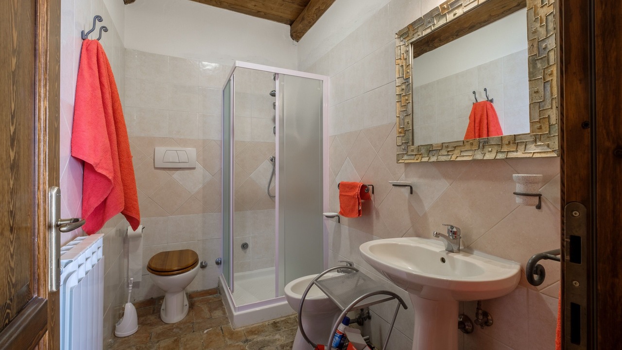 Photo of Bathroom in Piancastagnaio
