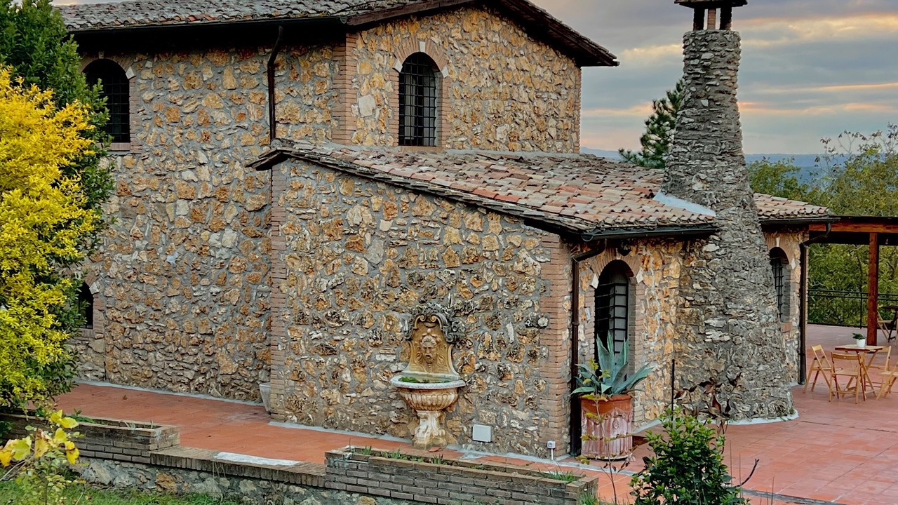 Photo of Others in Giove