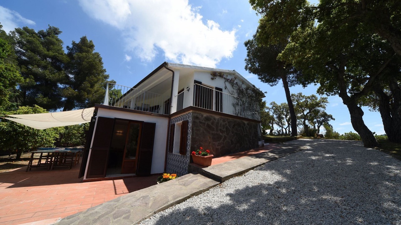 Photo of Outdoor in Naregno