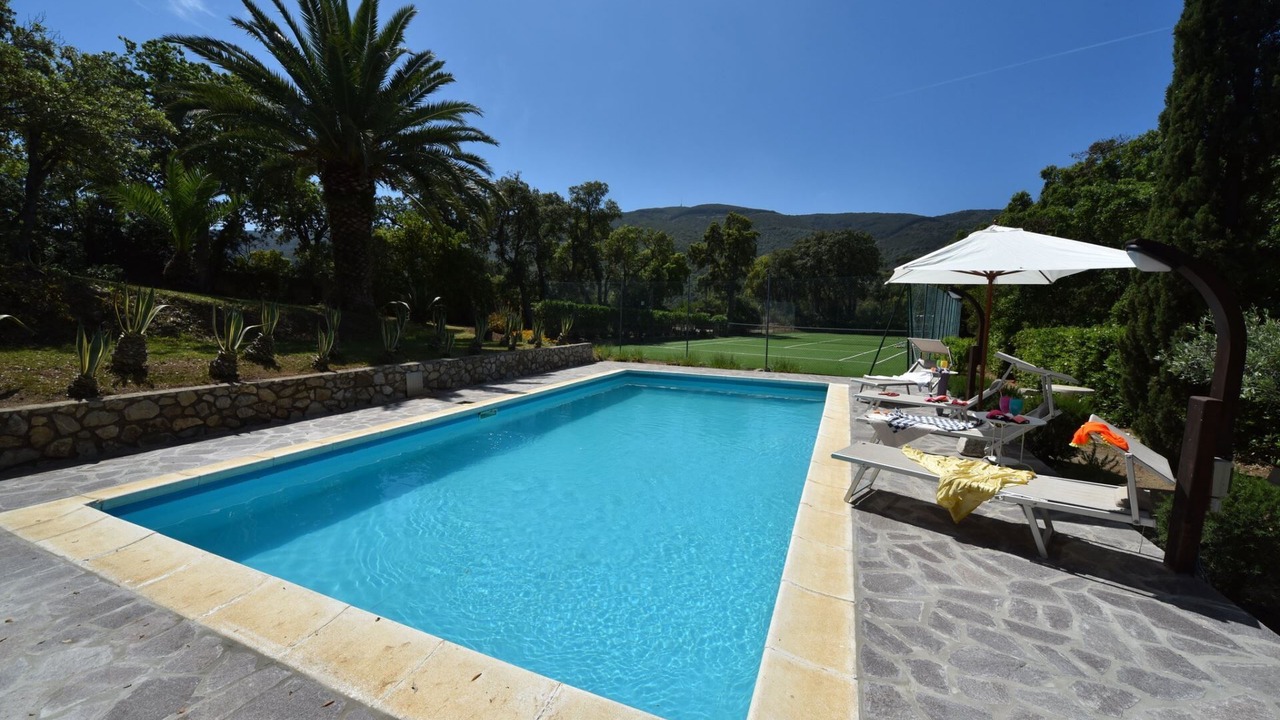 Photo of Outdoor in Naregno