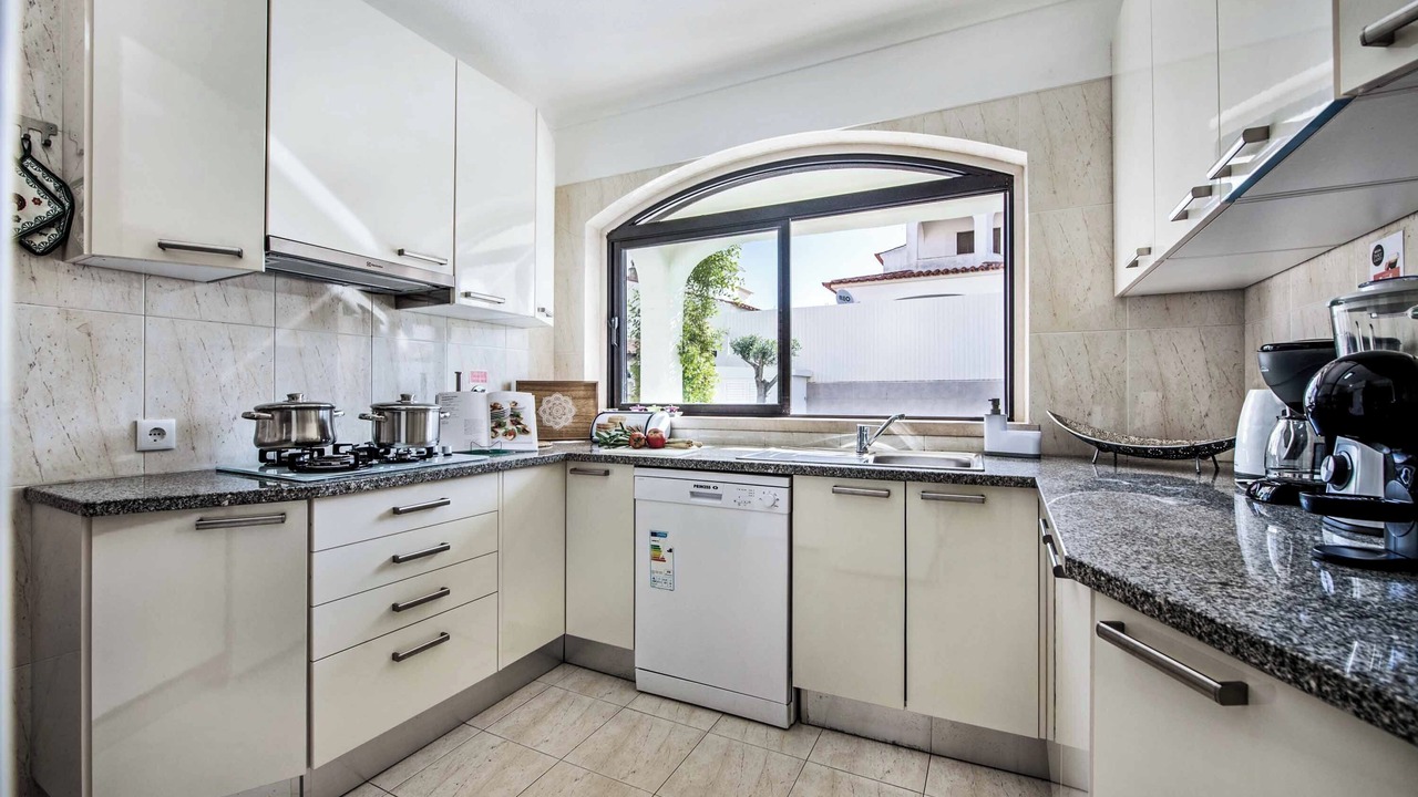 Photo of Kitchen in Gale
