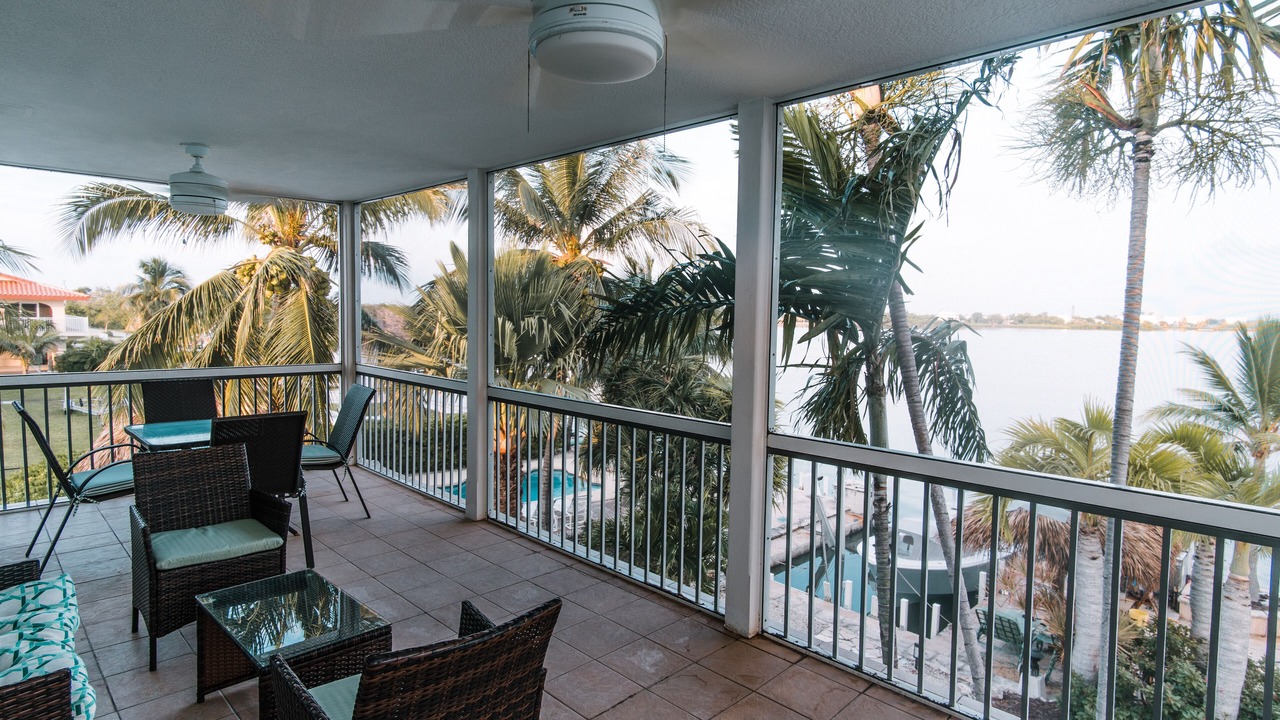 Photo of Outdoor in Tropical Bay Estates