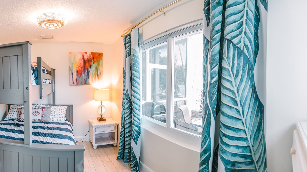 Photo of Bedroom in Tropical Bay Estates