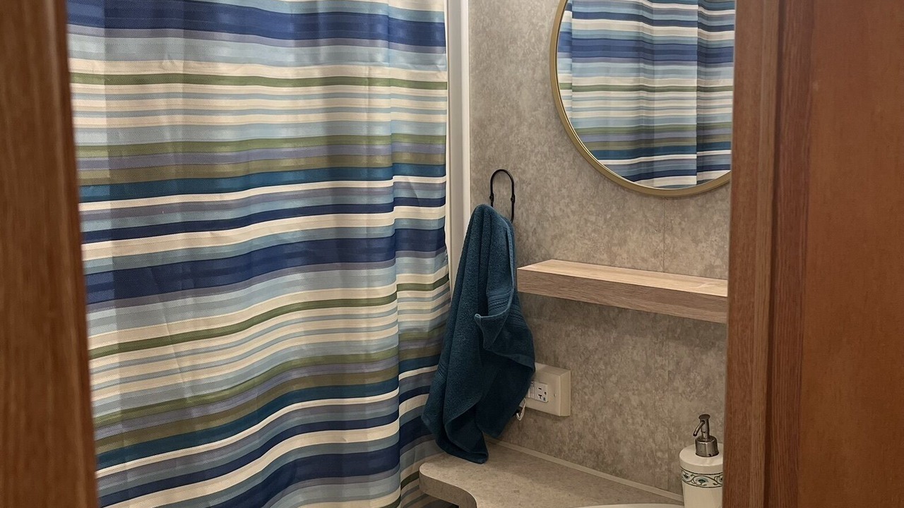 Photo of Bathroom in Key Largo Village