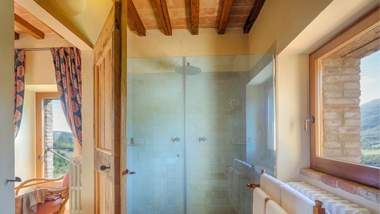 Photo of Bathroom in Montelaguardia