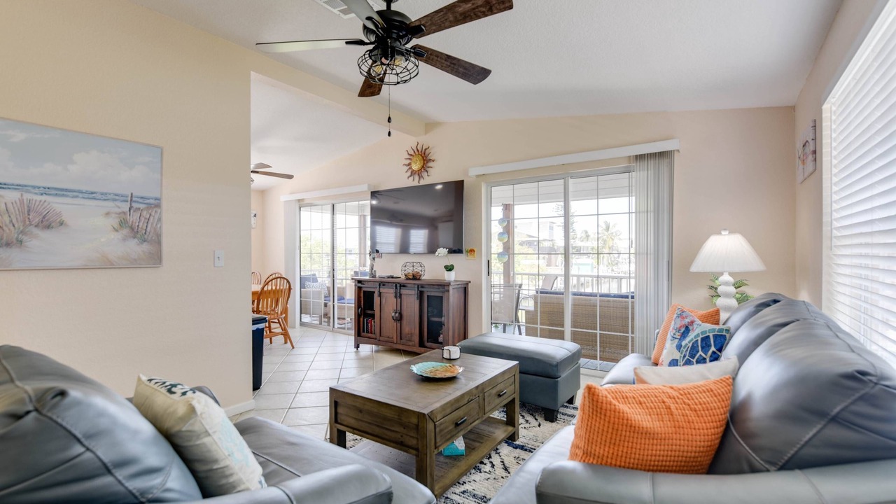 Photo of Bedroom in Breezeswept Beach Estates