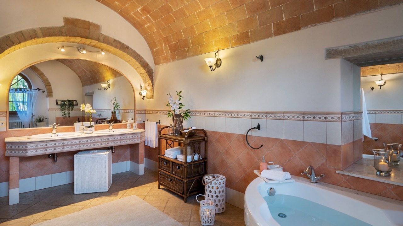 Photo of Bathroom in Pomarance