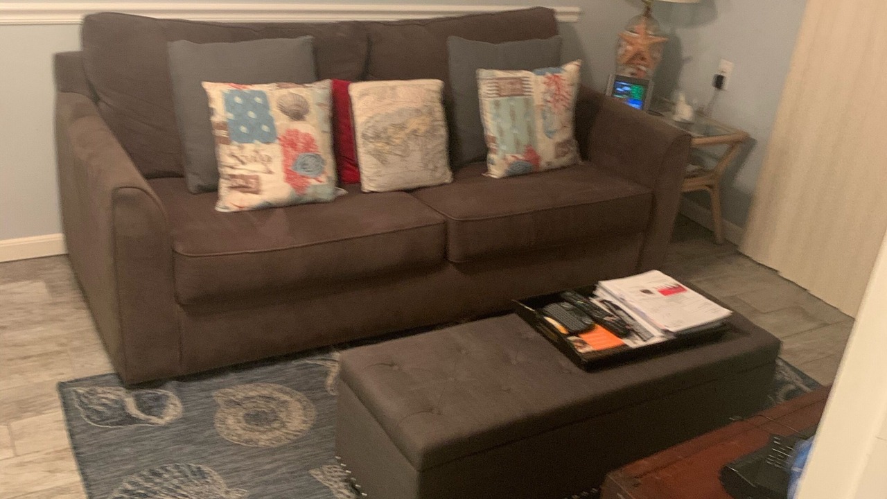 Photo of Livingroom in Cutthroat Harbor Estates