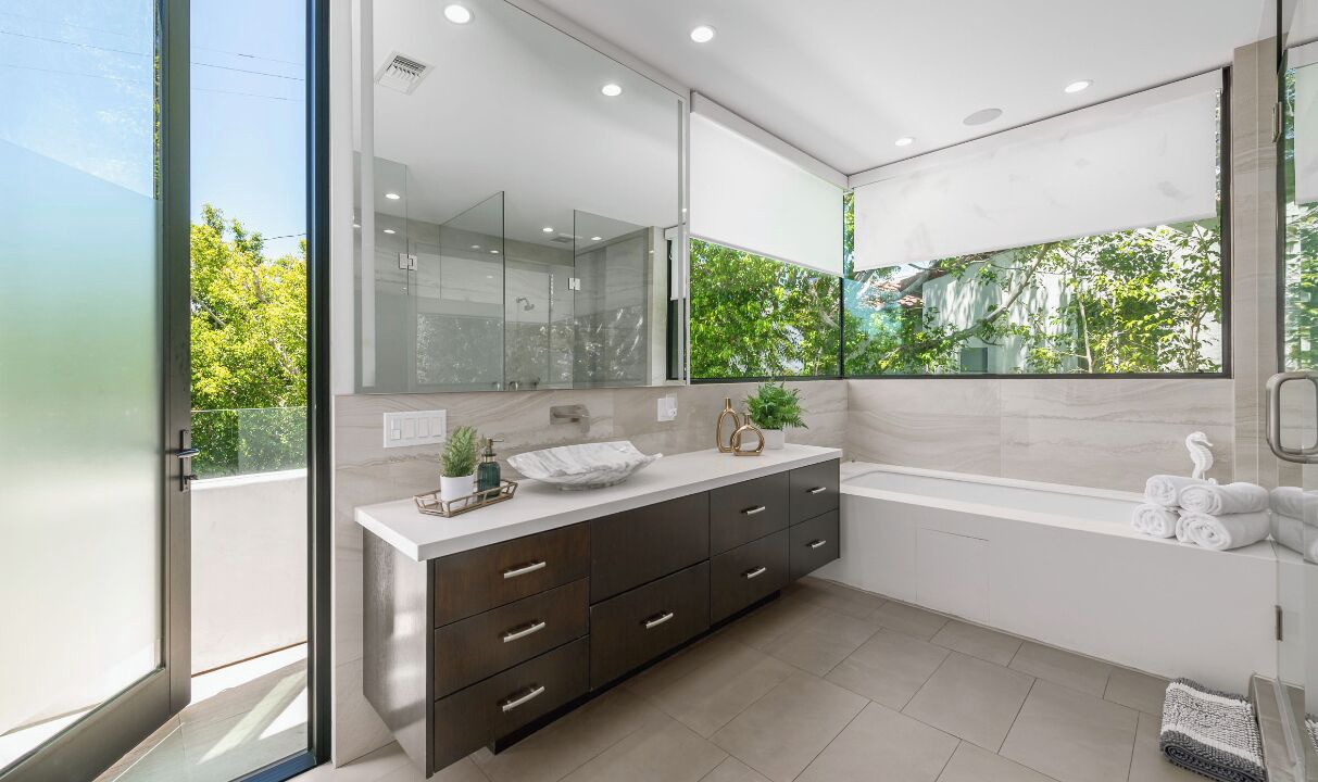 Photo of Bathroom in Melrose