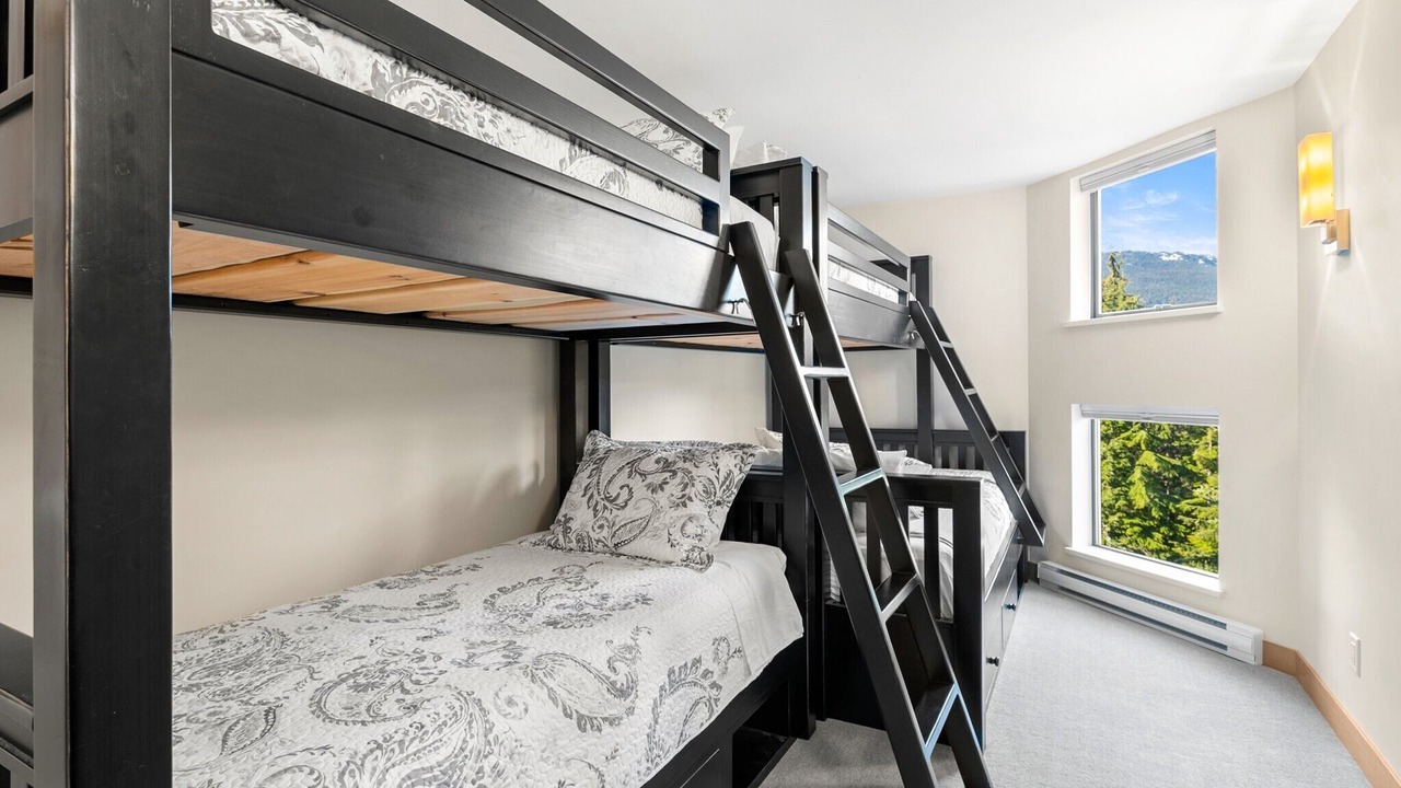 Photo of Bedroom in Upper Village