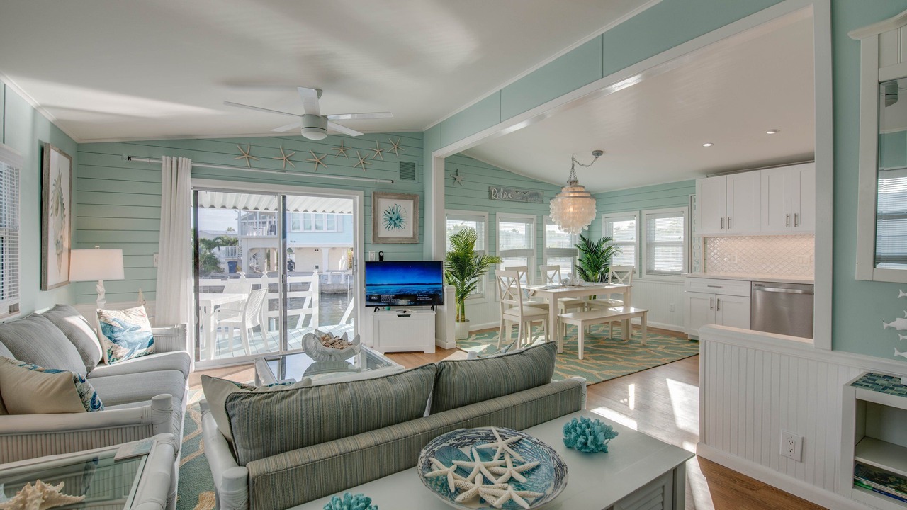 Photo of Livingroom in Cudjoe Key