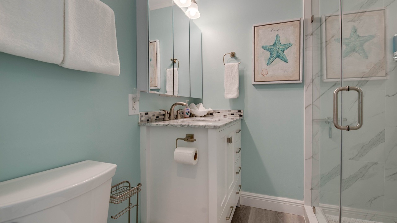 Photo of Bathroom in Cudjoe Key