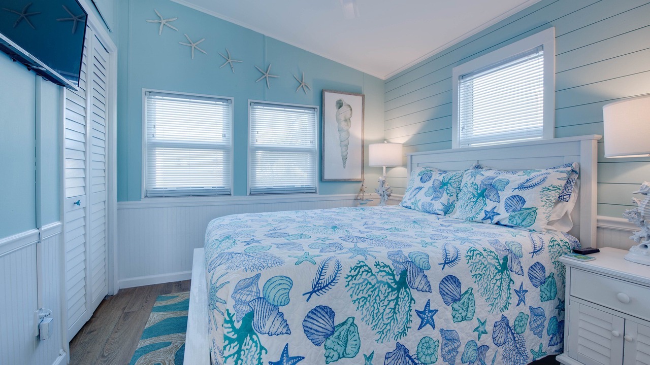 Photo of Bedroom in Cudjoe Key