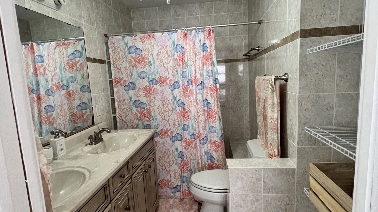 Photo of Bathroom in Big Pine Key