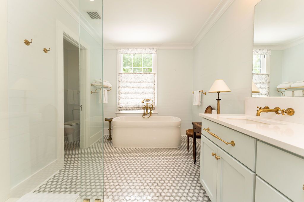 Photo of Bathroom in Historic Seaport