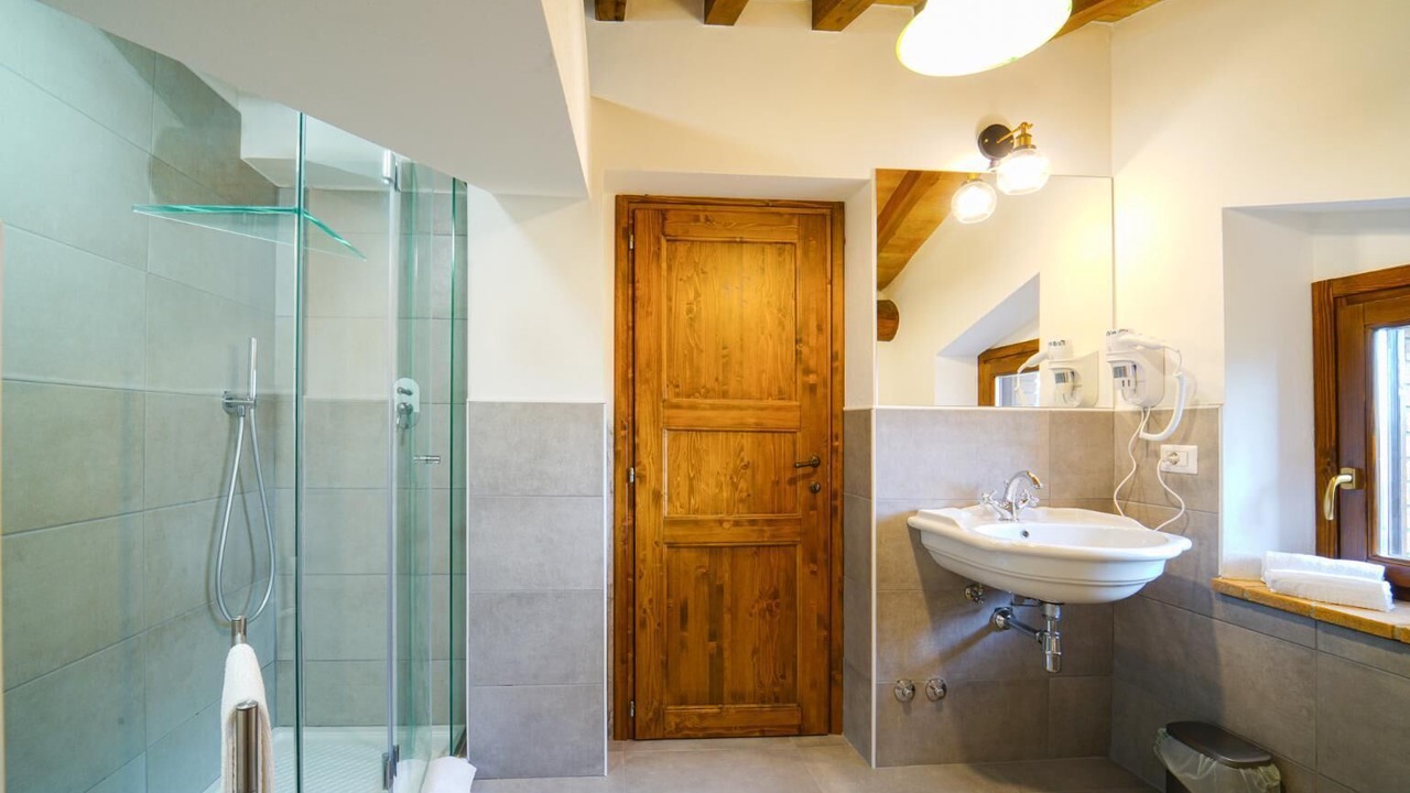 Photo of Bathroom in Parrano
