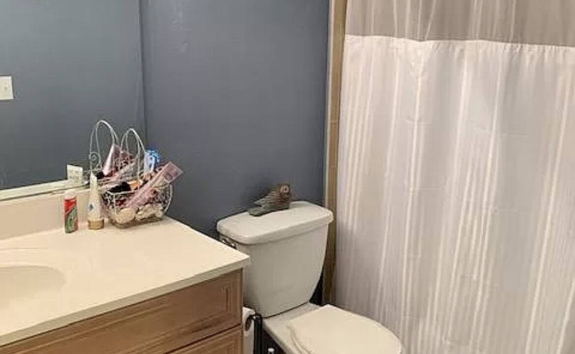 Photo of Bathroom in Anglers Park
